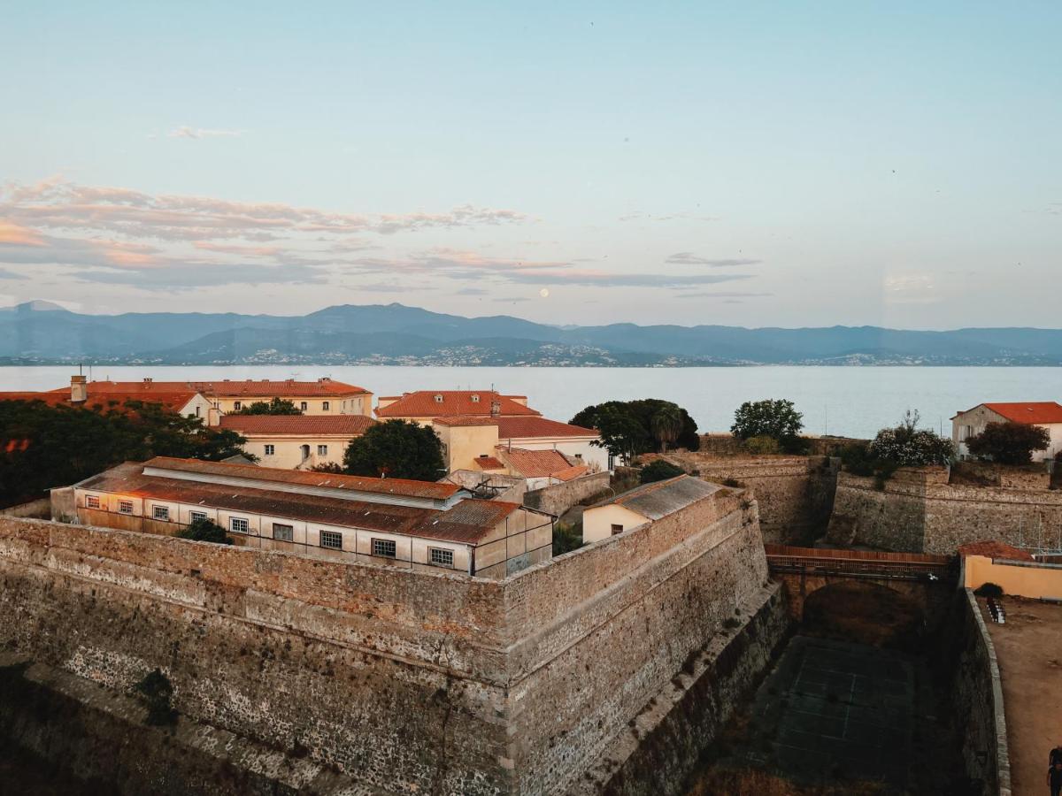 Hotel San Carlu Citadelle Ajaccio Екстер'єр фото